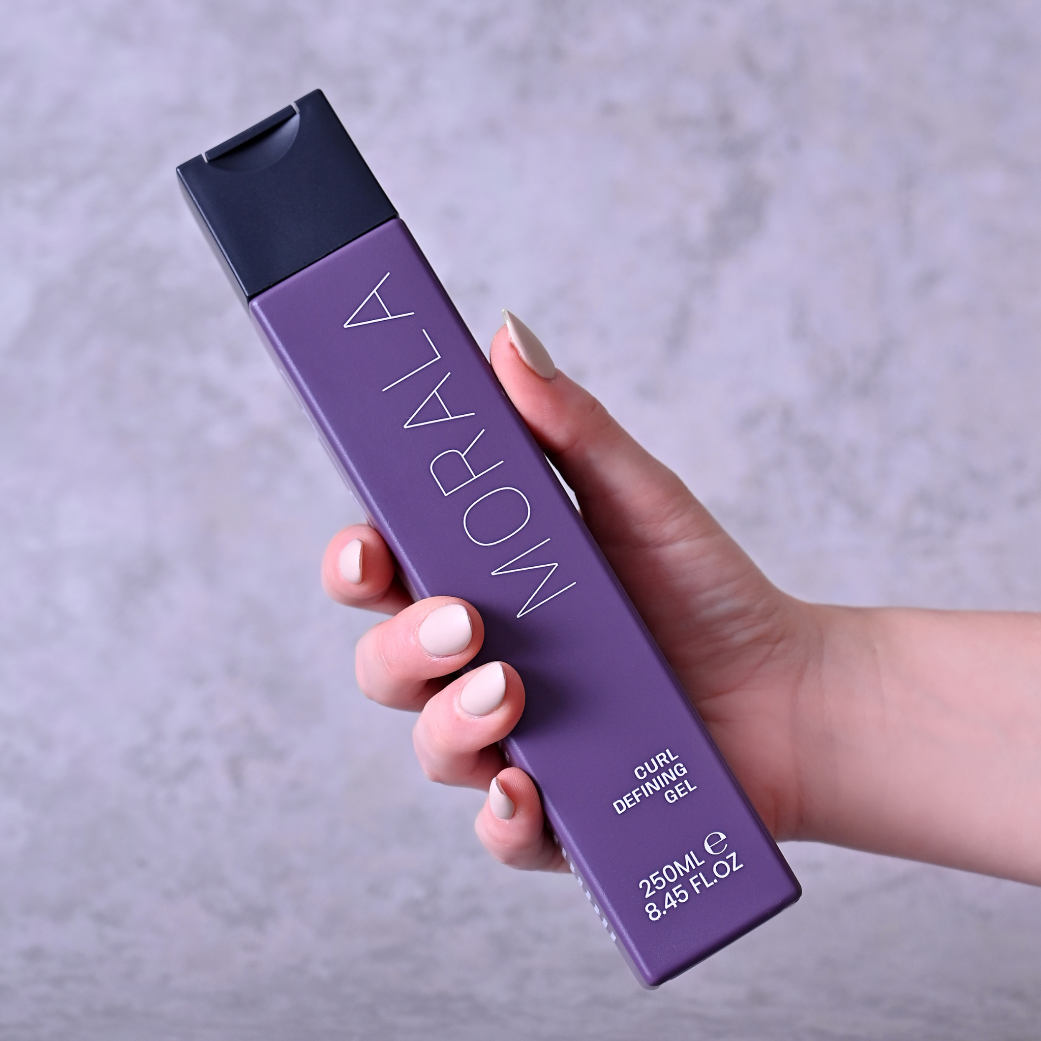 Curly hair gel styler